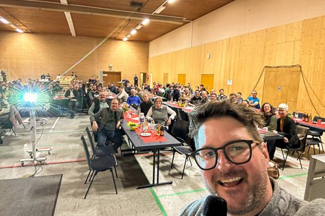 Marvin Lang bei der Milchviehhaltertagung in Amtzell